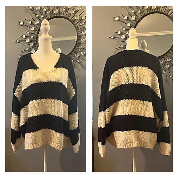 NWT VERO MODA ERIN STRIPED V-NECK CHUNKY KNIT COZY SWEATER XL Navy Cream - Picture 3 of 12